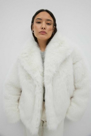 White Women Gina Tricot Faux Fur Jacket | 84DGFVIHS
